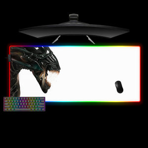 Xenomorph Queen Side Design XXL Size LED Light Gamer Mouse Pad